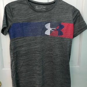 Girls short-sleeve Under Armour athletic top
